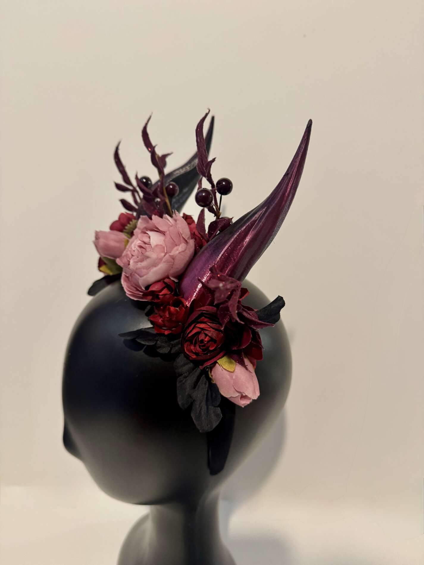 Red & Black Dragon Horns - Image 2