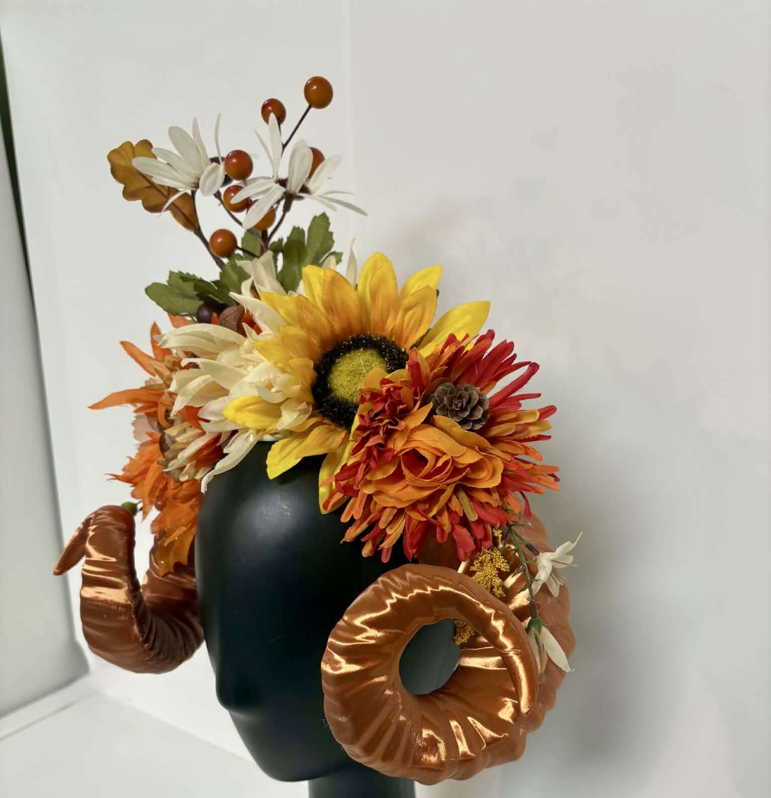 Ram horns: Copper with Squirrel - Image 2