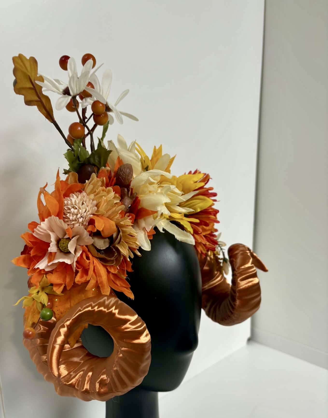 Ram horns: Copper with Squirrel - Image 3